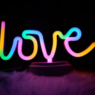 Neon Işıklı Love Yazılı Masa Gece Lambası  Neon Işıklı Love Yazılı Masa Gece Lambası