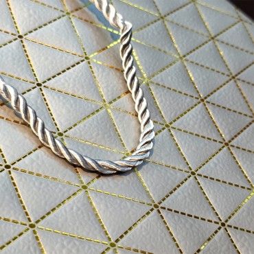 Gümüş Geometrik Desenli Büyük Boy Karton Hediye Çantası 