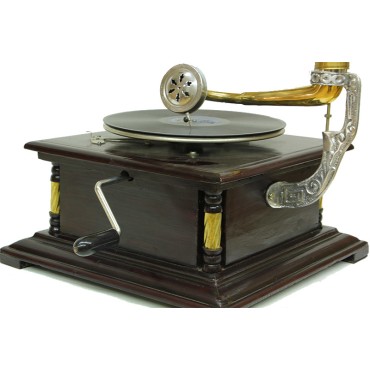 Nostaljik Ahşap Bronz İşli Gramofon