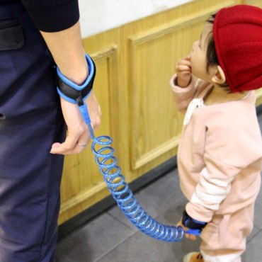 Çocuk Kilitli Anne Cırtlı Güvenlik Bilekliği Mavi Renk 