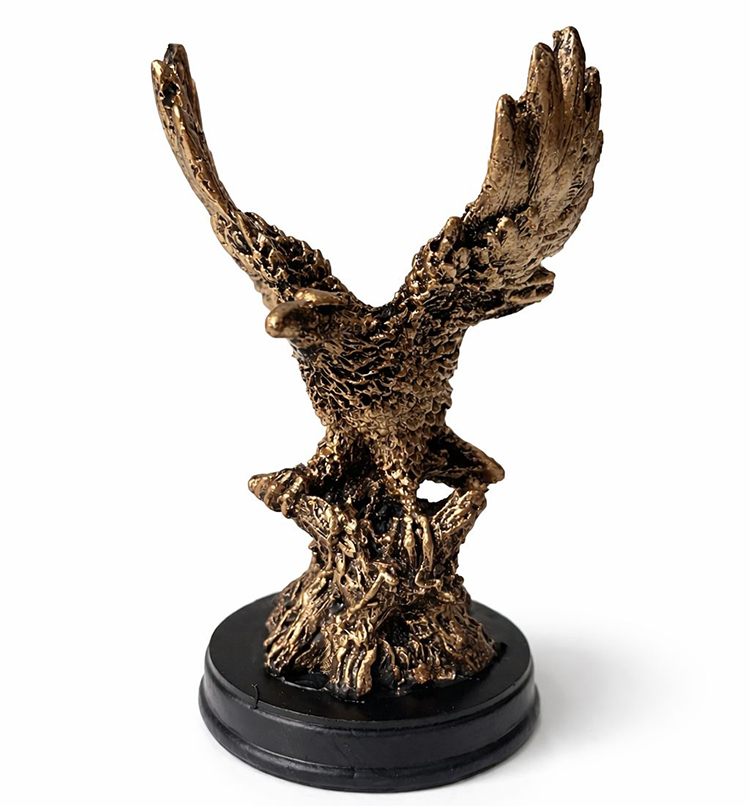 Polyester Kartal Figürü 