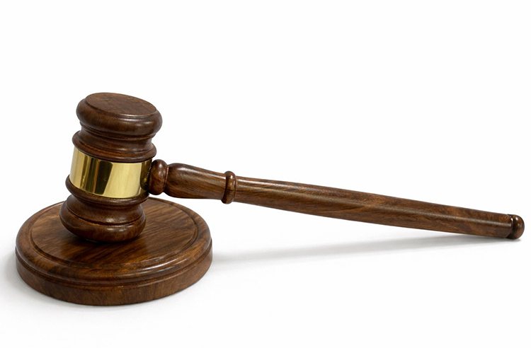 Pirinç İşlemeli Ahşap Hakim Tokmağı 