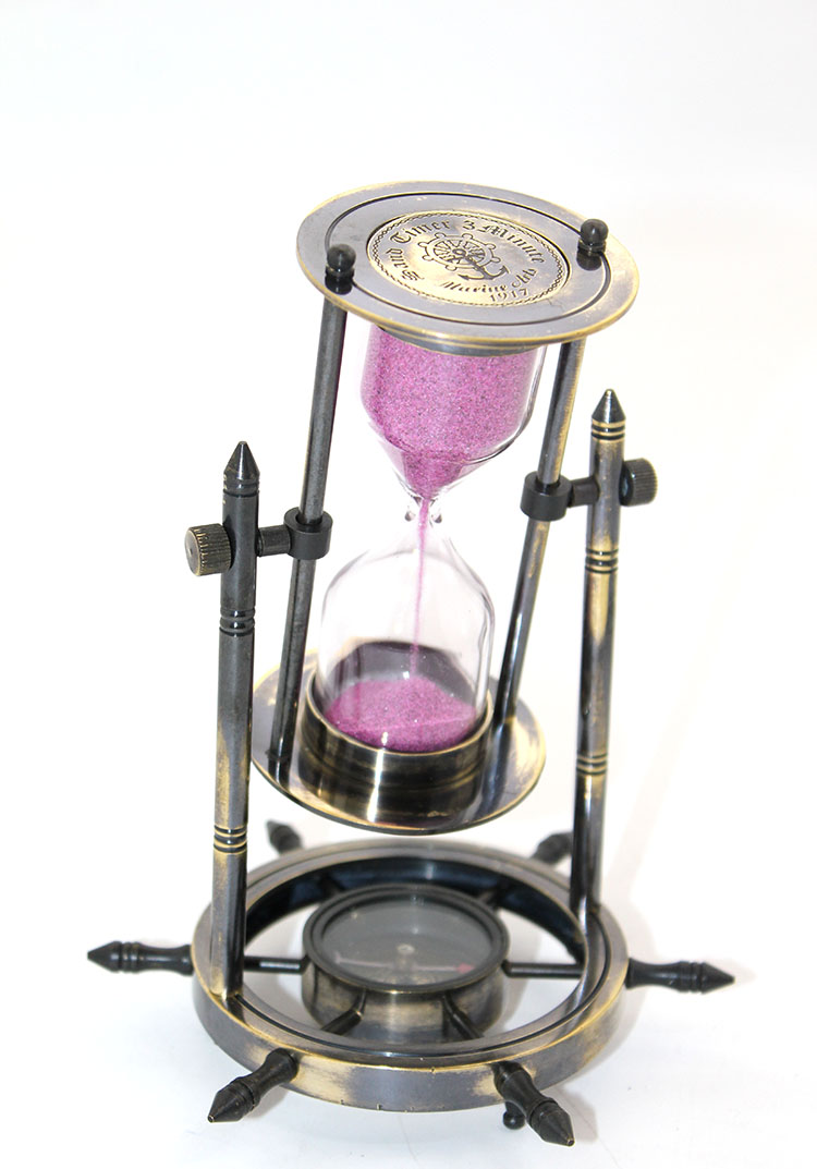 Pirinç Dümen Ve Pusula Tasarımı Tabanlı Kum Saati 