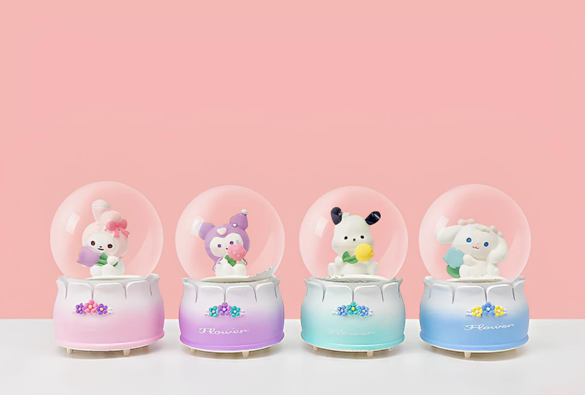 Kuromi Işıklı Kar Küresi 7 Cm