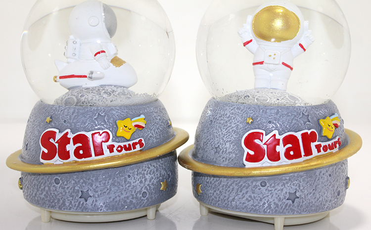 Kar Küresi Işıklı Müzikli 13 Cm - 2