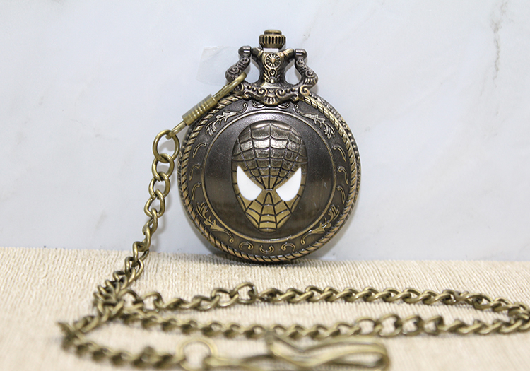Spiderman Tasarımlı Köstekli Saat Model 2
