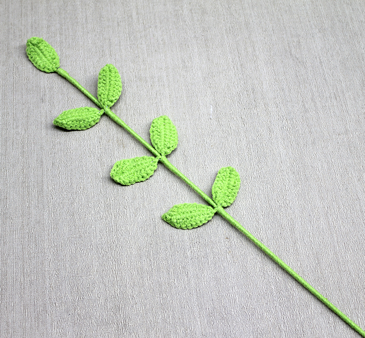 El Örgüsü Çiçek Dalı